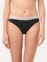Lace medium brief in black and off-white_1