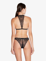 Soft Triangle Bra in Black with Leavers Lace_2