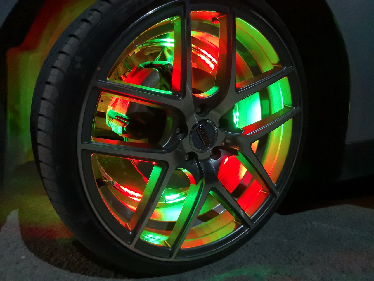 LED Wheel Light Kit Chase Moving Signal and Brake Function Wireless