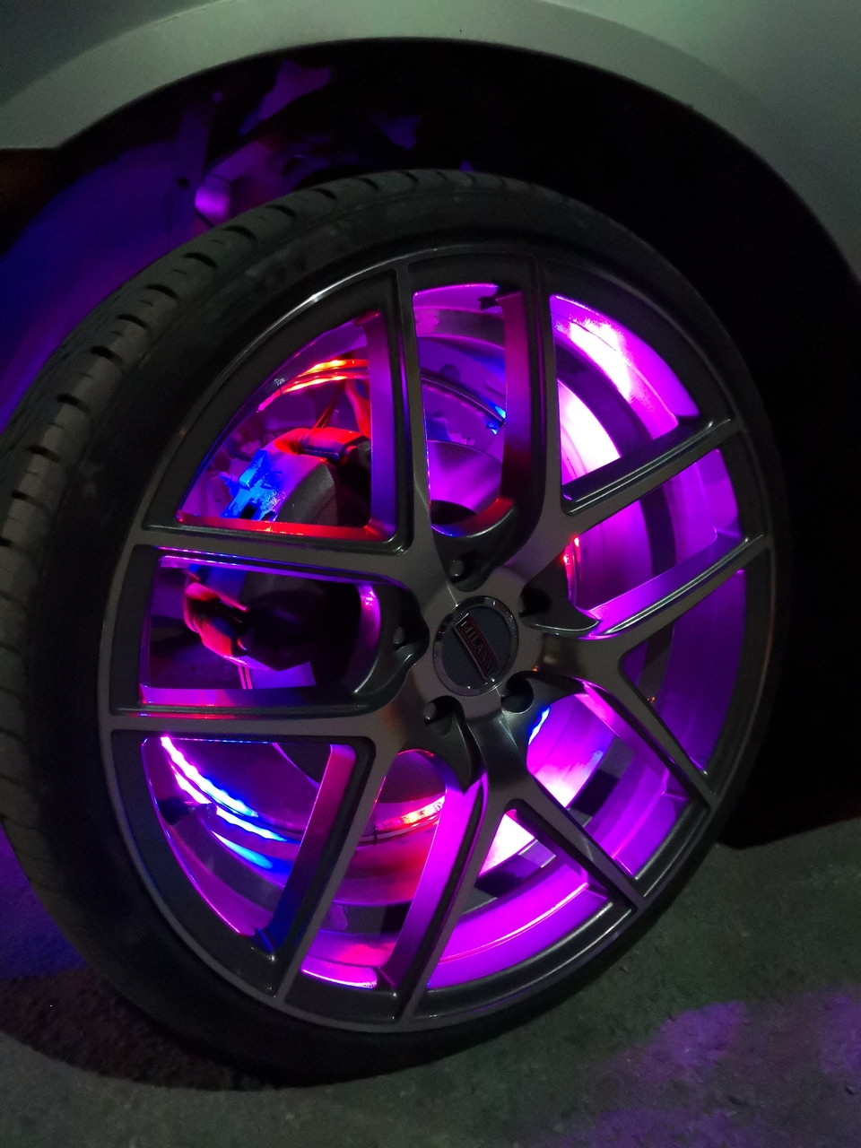 LED Wheel Light Kit Chase Moving Signal and Brake Function Wireless 18