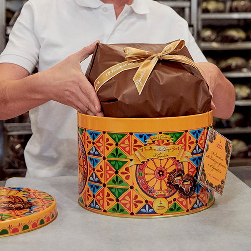 Castagne Panettone (Marron glace candied chestnuts and gianduja chocolate) (1KG) Includes D&G Gift Bag