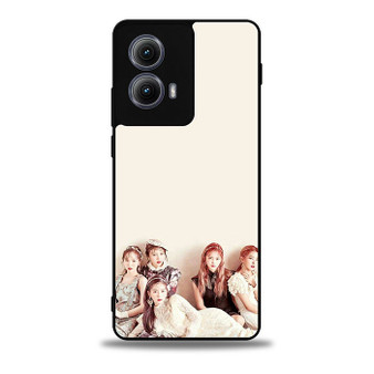 Red Velvet 3 Motorola Moto Edge Case