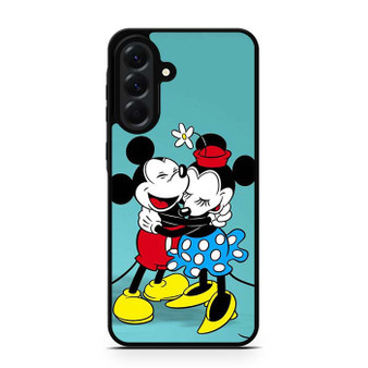 Minnie And Mickey Hugging Samsung Galaxy A56 Case