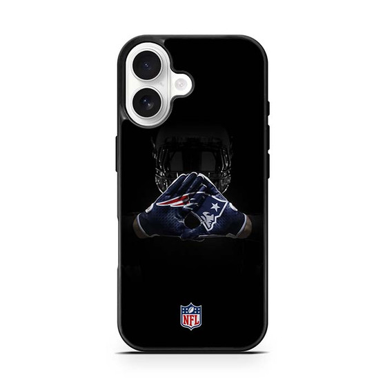 New England Patriots American football Gloves iPhone 17 Case