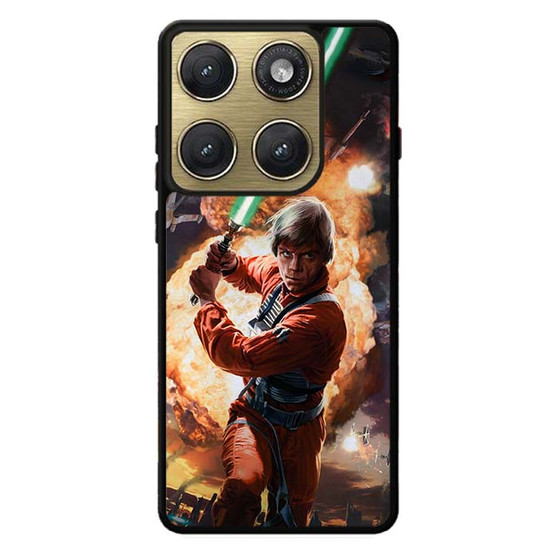 Luke skywalker using lightsaber Motorola Edge 2026 Case