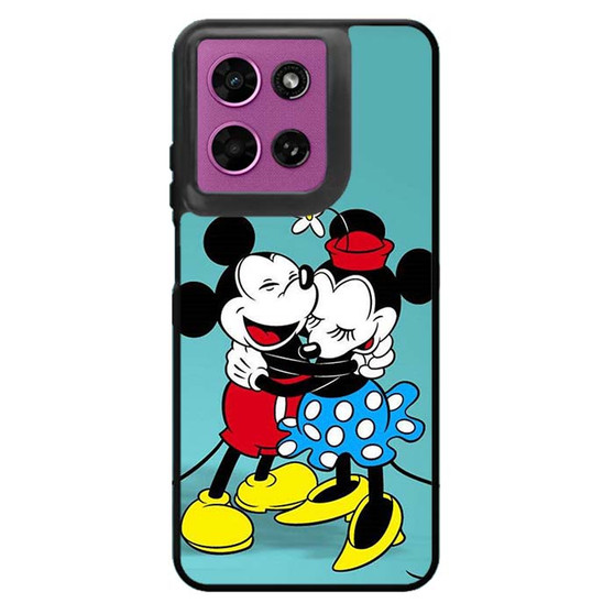 Minnie And Mickey Hugging Motorola Moto G 2026 Case
