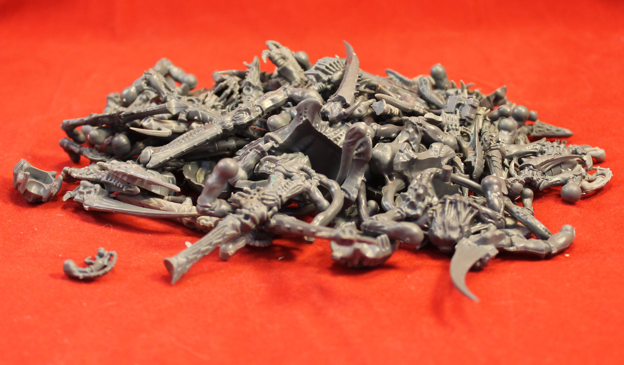 Warhammer 40K-Tyranid-Tyranid Bits - Plastic - Lot 107