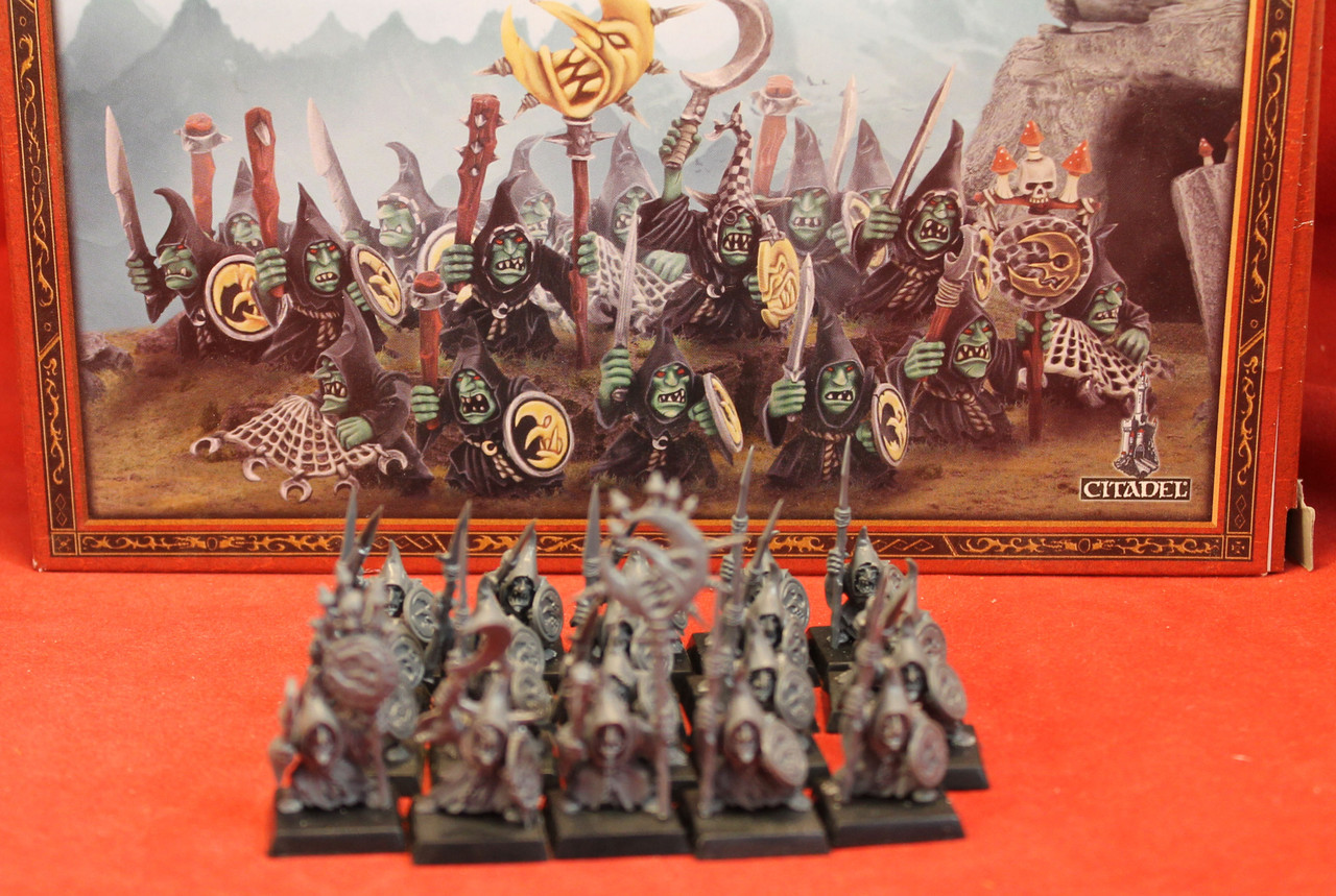 Warhammer Fantasy-Orcs & Goblins-Night Goblins - Plastic X20 - Lot 103