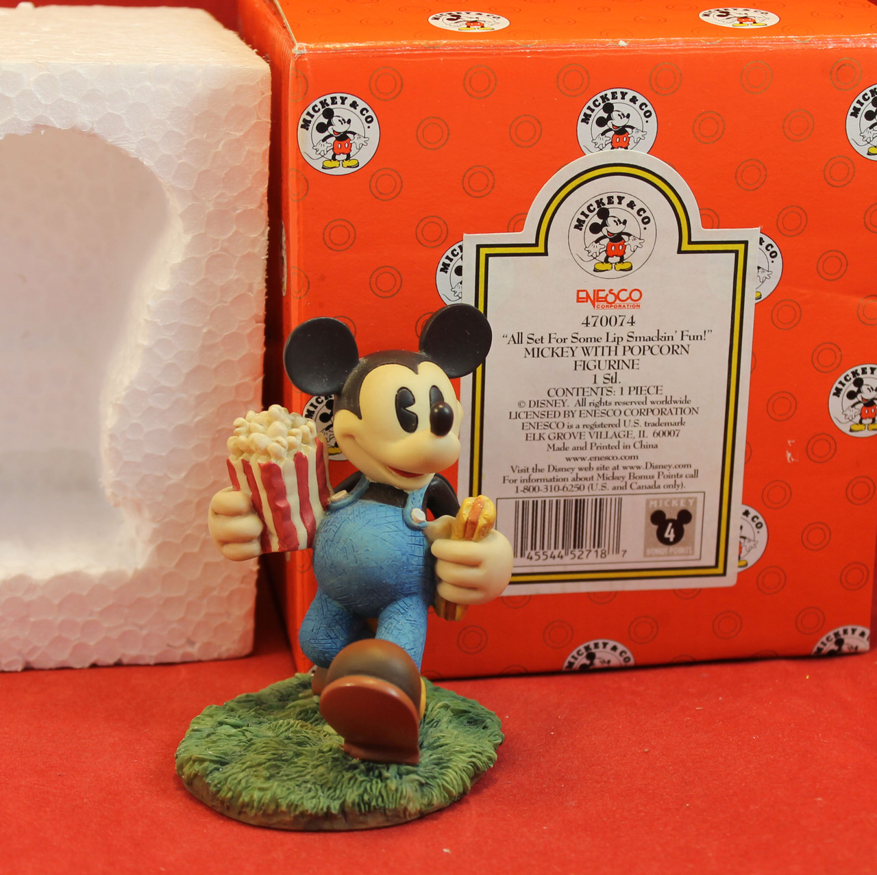 Disney Figures - Mickey with Popcorn Lip Smackin Fun