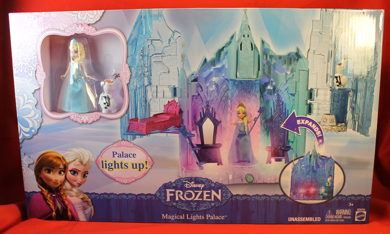 Disney Frozen Magical Lights Palace Elsa Olaf - NEW!