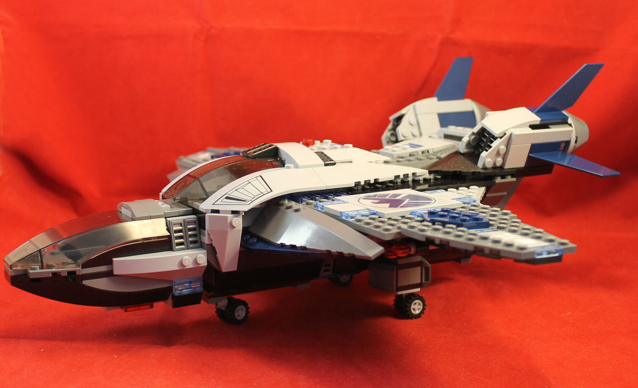 Marvel Super Hero LEGO 6869 Quinjet - Quinjet Only - New Never Played