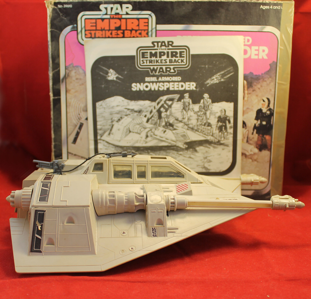 Star Wars Vintage ESB Rebel Armored Snowspeeder 1981 Lot 101