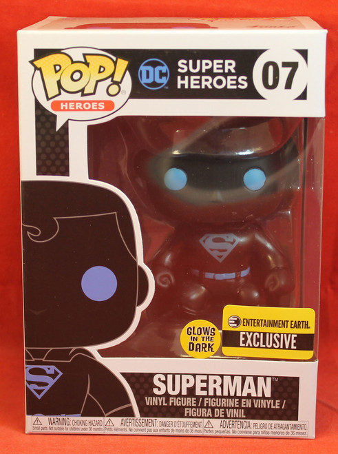 DC Universe Pop! Vinyl Figure Glow In Dark #07 Superman