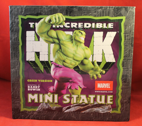 Marvel Bowen Mini Statue Incredible Hulk 8.5" #1086 of 7,000 Green Version