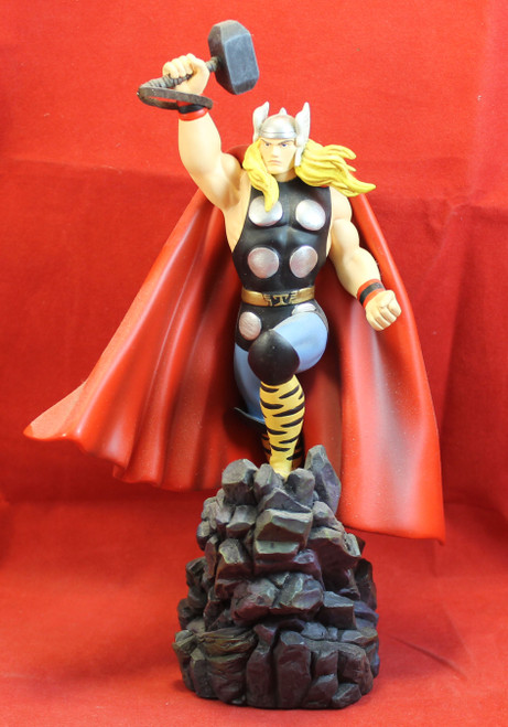 Marvel Bust Mini Statue Thor 9" #1369 of 5,500