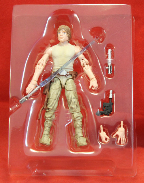 Star Wars The Black Series 3.75" #21 Luke Skywalker - Loose Star Wars The Black Series 3.75" #21 Luke Skywalker - Loose