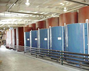 JME Tanks 240 Gal 12 Gauge Single Wall Vertical Tanks w/ Double Bottoms