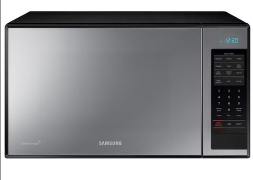 Samsung 1.4-cu ft 950-Watt Countertop Microwave (Gloss)