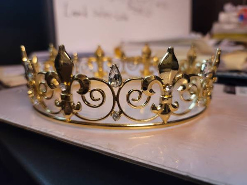 Gold Crown with Swarowski Stones in Pear Shape