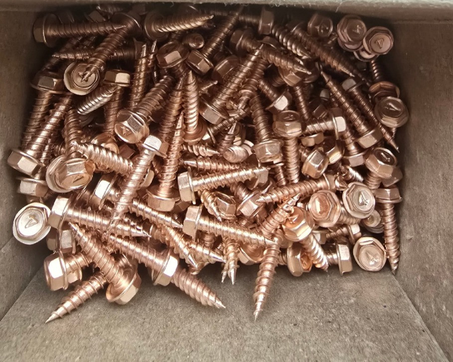 8 x 3/4 Self-Piercing Copper-Plated 410 Stainless Screws  Bulk 500 CT