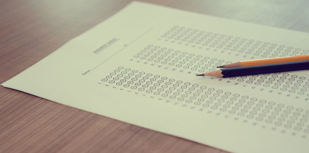 How Bulk Earbud Standardization Helps Schools Improve Testing Accuracy and Reduce Classroom Disruptions