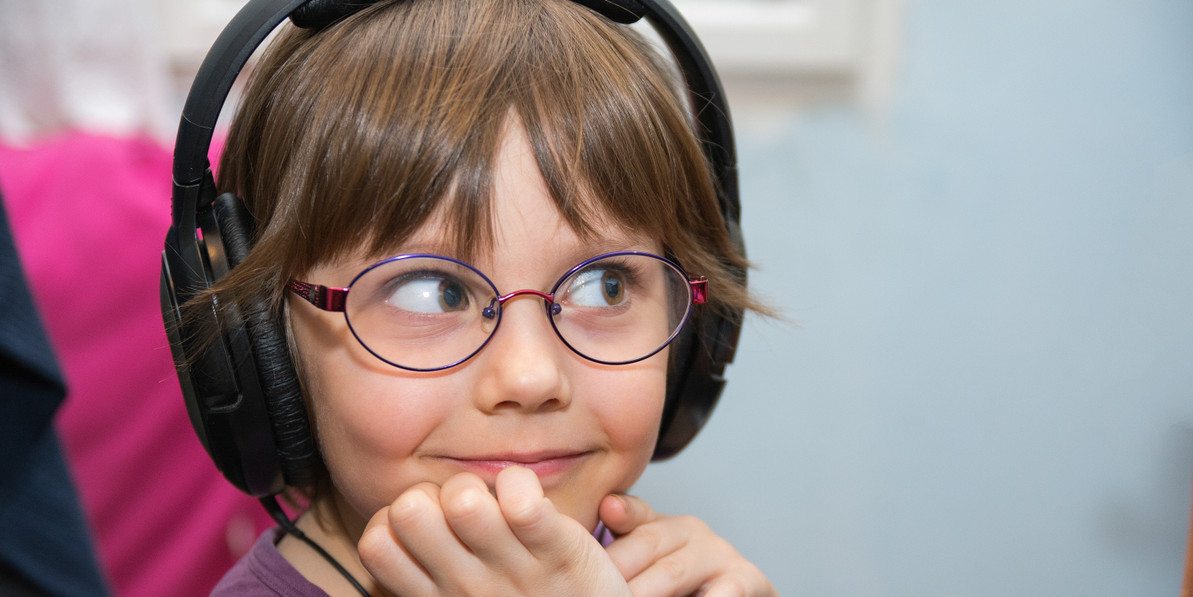 What Are the Best Listening Levels For Toddlers, Kindergartners, and Elementary School Students?