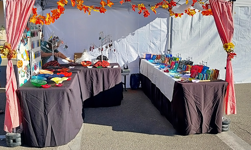 desert-art-glass-art-festival-booth.jpg