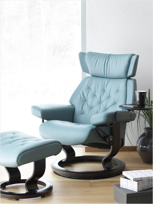 Medium Stressless Skyline Recliner with Ottoman by Ekornes