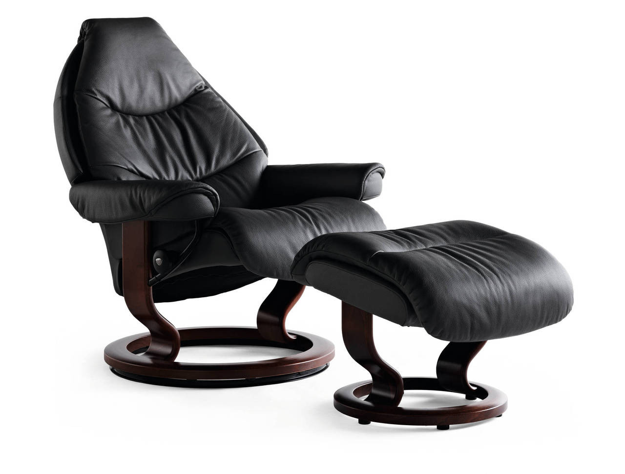 Ekornes Stressless Voyager Medium Recliners & Chairs Medium Size