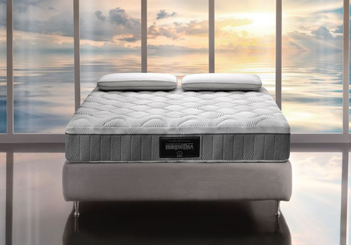 Magniflex Superiore Deluxe Standard Pillow - Unwind Furniture Co.