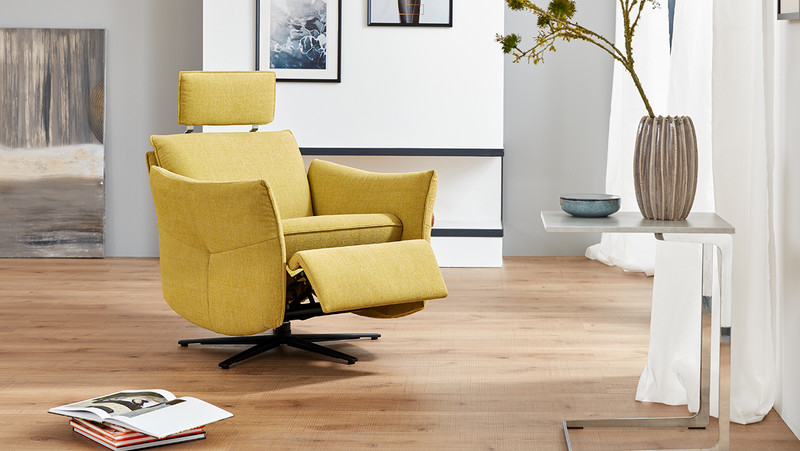 Himolla Roy Recliner- Integrated Footstool | Stress Free Shipping