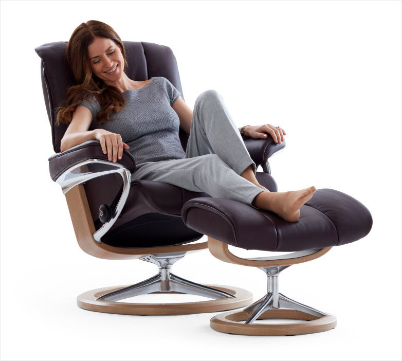 Stressless Mayfair Recliner | Signature Series by Ekornes - Unwind