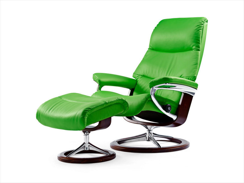 Stressless View Recliner and Ottoman by Ekornes- Ships Fast Nationwide