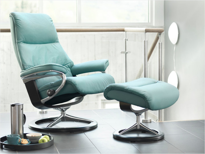 リクライニングチェアーEkornes Stressless View Signature　　　 Stressless® View (M) Signature Base Recliner with Ottoman | Recliners