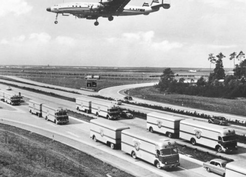 himolla-trucks-in-germany-in-the-1950s.jpg