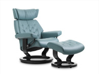 New Aqua Paloma Leather shown on this Classic Base Stressless Skyline Recliner.