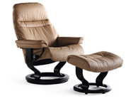 Sunrise Medium Stressless Recliner by Ekornes shown in Latte Batick Leather With Wenge Stained Wood.