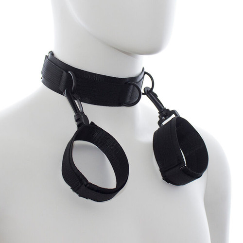 OHMAMA FETISH - MANETTE E COLLETTO IN NYLON OHMAMA FETISH - MANETTE E COLLETTO IN NYLON
