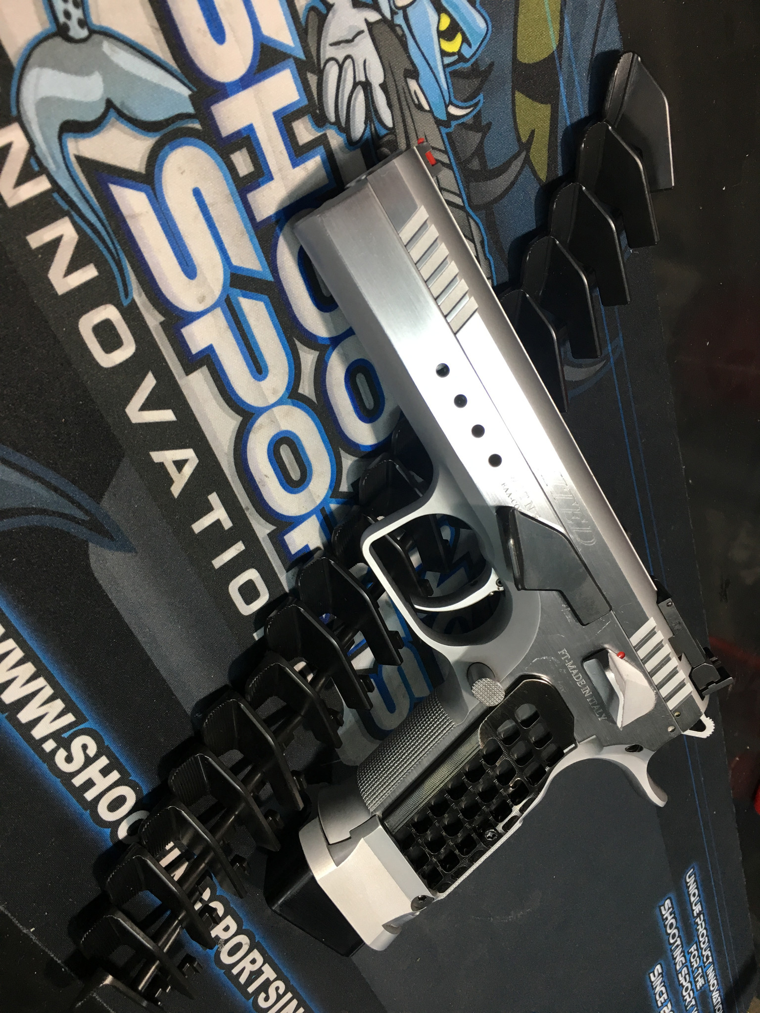 NITRO FIN, Tanfoglio and CZ, Slide Lock Thumb Rest - Shooting