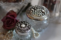Decor Tips. Classy Glass: How to Use Glass To Spice Up Your Living Room