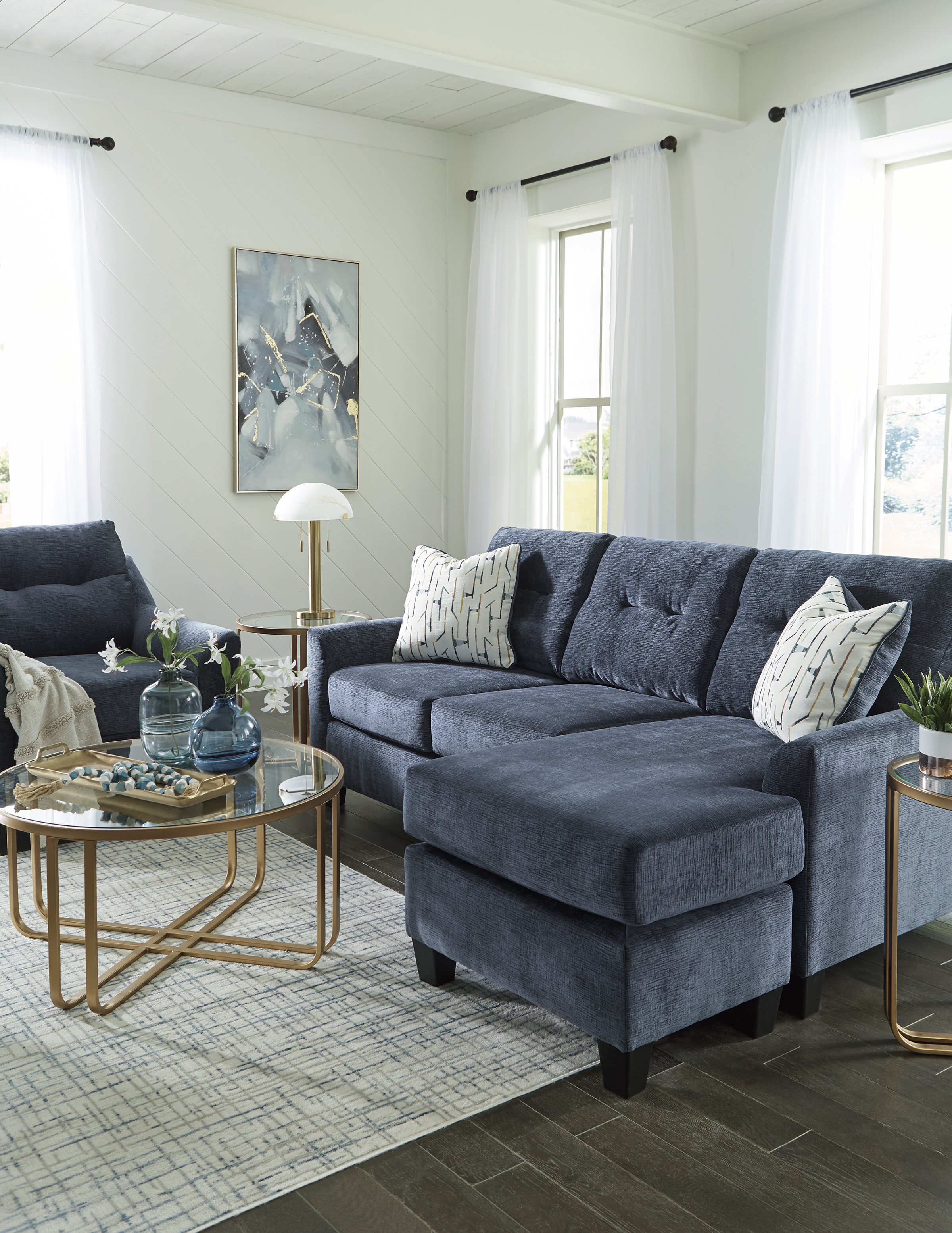 Uplift Your Space: Tips for Choosing the Perfect Ceiling Color