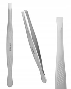 P-01 Augenbrauenpinzette mit PVC-Schutzhülle, Gesamtlänge 9 cm P-01 Augenbrauenpinzette mit PVC-Schutzhülle, Gesamtlänge 9 cm