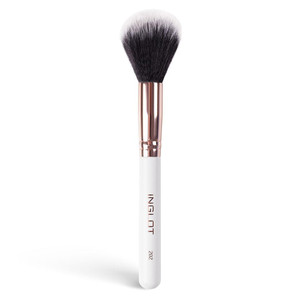Inglot Playinn – Flauschiger Make-up-Pinsel aus Synthetik zum Auftragen Inglot Playinn – Flauschiger Make-up-Pinsel aus Synthetik zum Auftragen