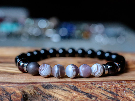 Charming - Botswana Agate, Red Garnet & Black Onyx Bracelet