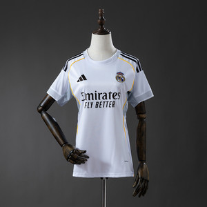 Women Real Madrid 25/26 Home Jersey