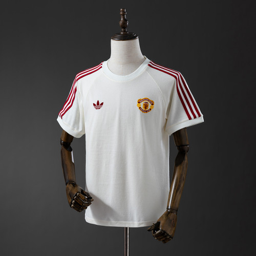 Manchester United 25/26 Adicolor Classics Jersey