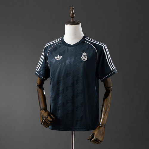 Real Madrid 24/25 Black Classic Jersey
