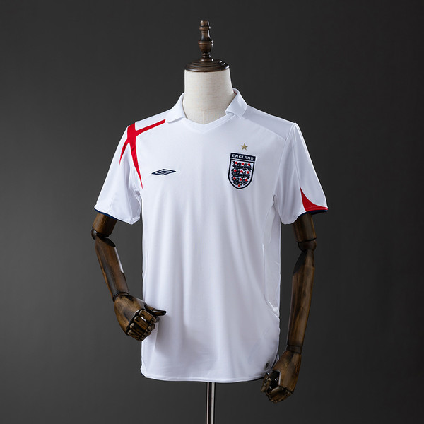Retro England 2005 Home Jersey