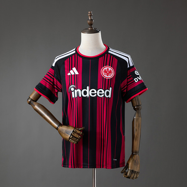 Eintracht Frankfurt Home 26/27 Jersey