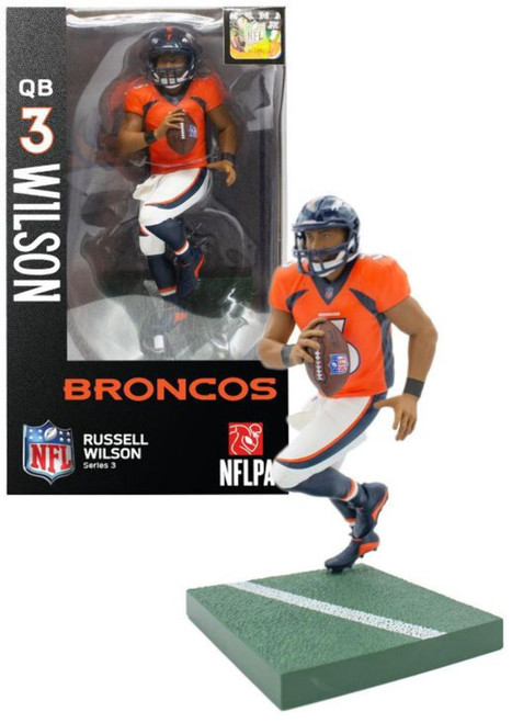 Russell Wilson (Denver Broncos) CHASE Imports Dragon NFL 6